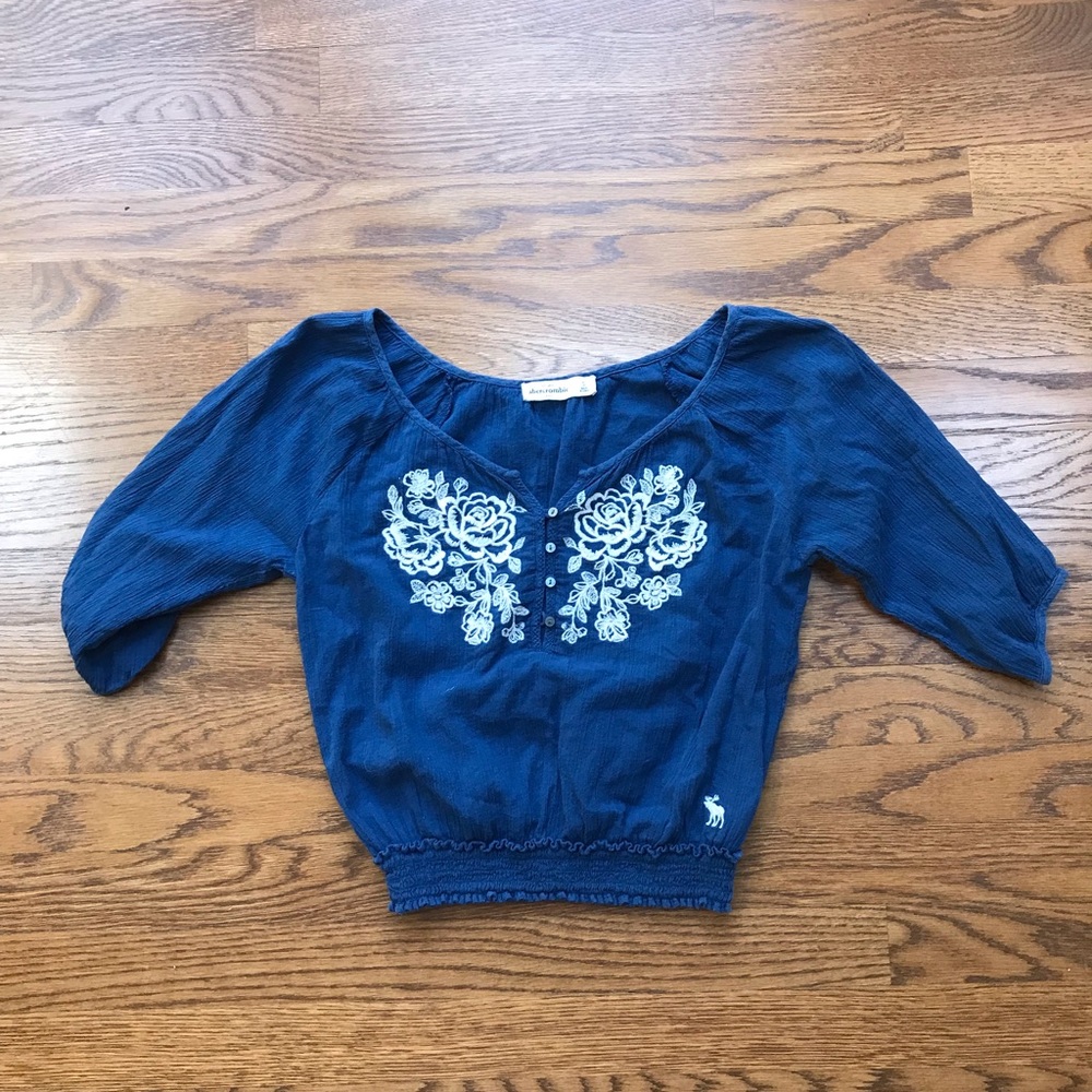 Abercrombie kids size small boho top